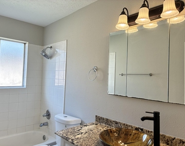 4211 Autumn Meadow Drive - Photo Thumbnail 18