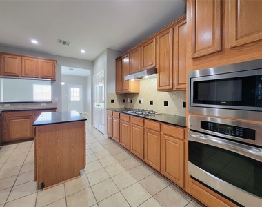 20710 Mansfield Bay Lane - Photo Thumbnail 23