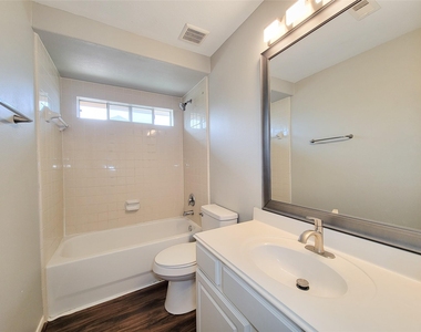 20710 Mansfield Bay Lane - Photo Thumbnail 40