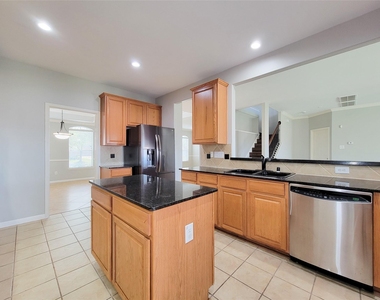 20710 Mansfield Bay Lane - Photo Thumbnail 14