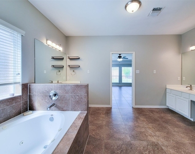 20710 Mansfield Bay Lane - Photo Thumbnail 28
