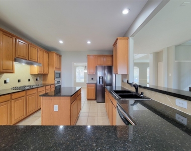 20710 Mansfield Bay Lane - Photo Thumbnail 13