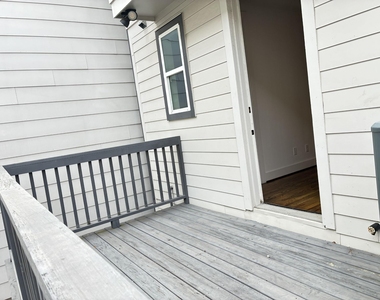 1535 W 24th Street - Photo Thumbnail 7