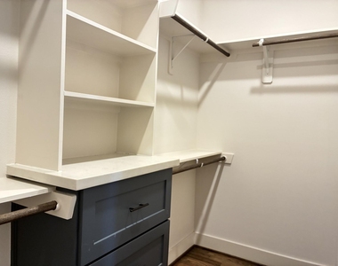 1535 W 24th Street - Photo Thumbnail 29