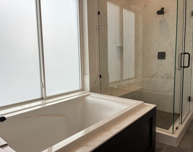 1535 W 24th Street - Photo Thumbnail 24
