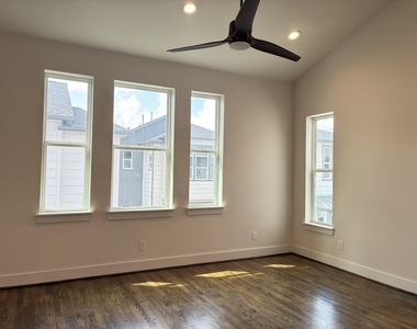 1535 W 24th Street - Photo Thumbnail 22