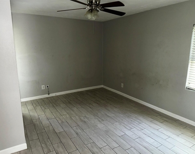 635 Jeff Davis - Photo Thumbnail 8