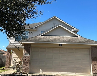 11010 View Pointe Lane - Photo Thumbnail 1