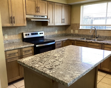 15831 Bazelbriar Lane - Photo Thumbnail 26