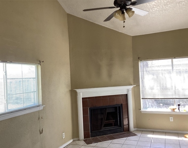 15831 Bazelbriar Lane - Photo Thumbnail 16