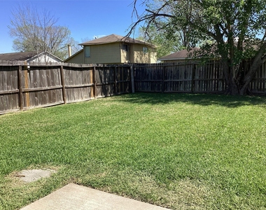 15831 Bazelbriar Lane - Photo Thumbnail 12