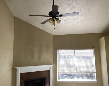 15831 Bazelbriar Lane - Photo Thumbnail 21