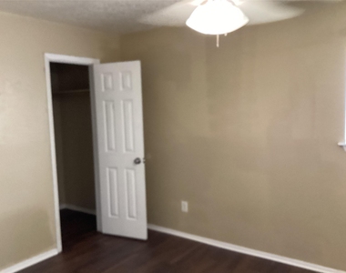 15831 Bazelbriar Lane - Photo Thumbnail 19