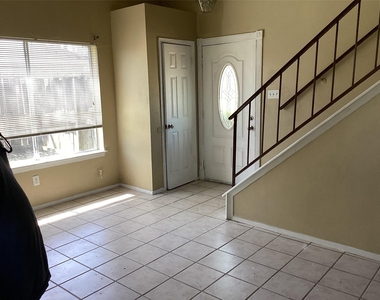 15831 Bazelbriar Lane - Photo Thumbnail 20