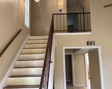 15831 Bazelbriar Lane - Photo Thumbnail 34