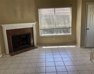 15831 Bazelbriar Lane - Photo Thumbnail 14