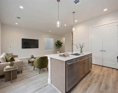 6108 De Campo St Street - Photo Thumbnail 2