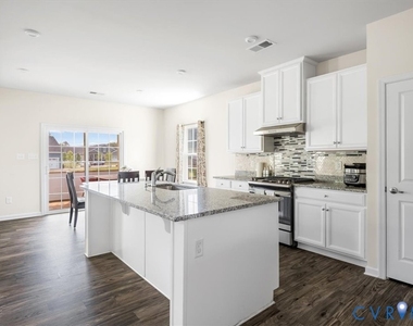 13507 Enon Oaks Place - Photo Thumbnail 9