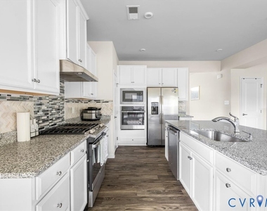 13507 Enon Oaks Place - Photo Thumbnail 11