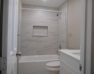 1547 Greenfield Road - Photo Thumbnail 5