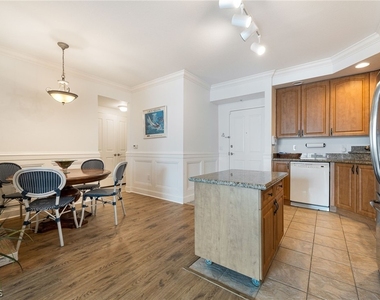 2825 Palm Beach Boulevard - Photo Thumbnail 9