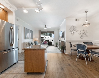2825 Palm Beach Boulevard - Photo Thumbnail 7