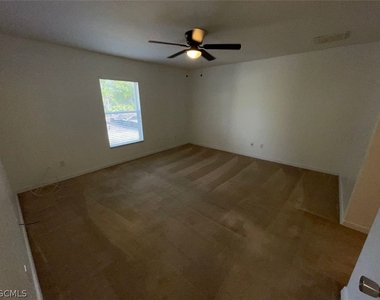 2614 Carol Place - Photo Thumbnail 9