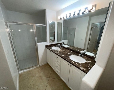 2614 Carol Place - Photo Thumbnail 6