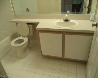 6330 Aragon Way - Photo Thumbnail 6