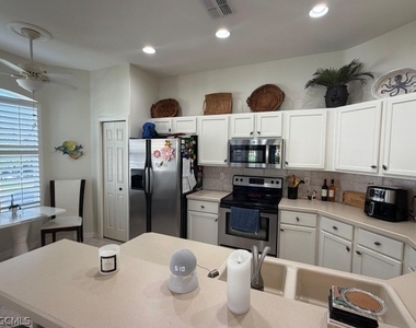 16481 Millstone Circle - Photo Thumbnail 9