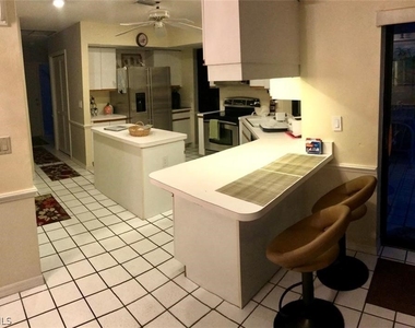 6645 Wakefield Drive - Photo Thumbnail 4