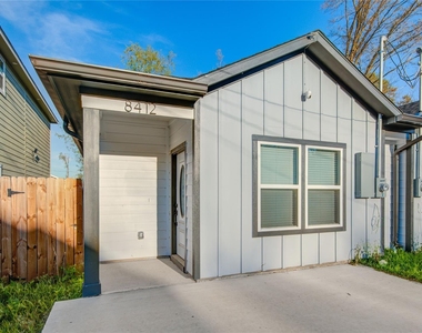 8410 Sunnyhill Street - Photo Thumbnail 3