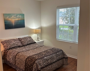 10531 Canal Brook Lane - Photo Thumbnail 2