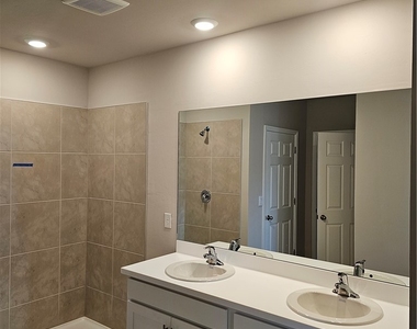 336 Nw 15th Terrace - Photo Thumbnail 23