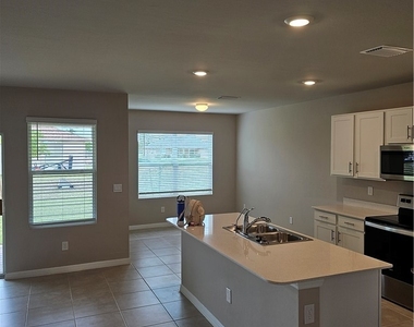 336 Nw 15th Terrace - Photo Thumbnail 15