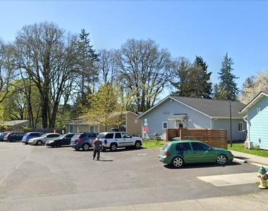 33878 E Columbia Ave - Photo Thumbnail 2