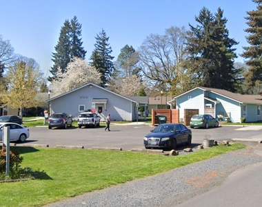 33878 E Columbia Ave - Photo Thumbnail 3