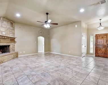 158 Pullman Road - Photo Thumbnail 5