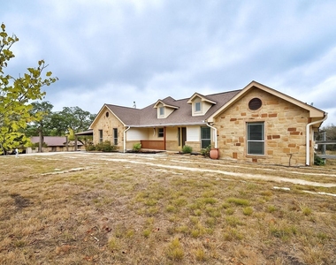 158 Pullman Road - Photo Thumbnail 1