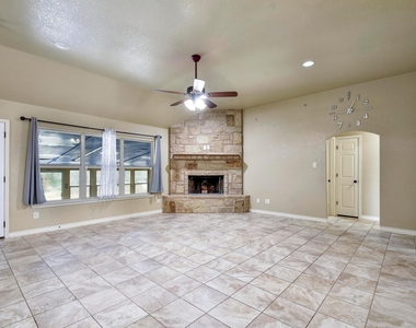 158 Pullman Road - Photo Thumbnail 4