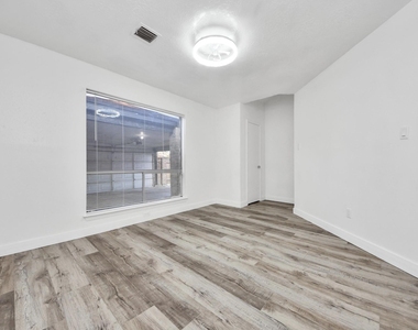11627 Bowlan Lane - Photo Thumbnail 8