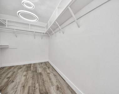 11627 Bowlan Lane - Photo Thumbnail 15