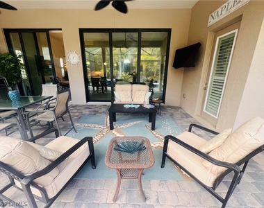 6574 Amarone Lane - Photo Thumbnail 10
