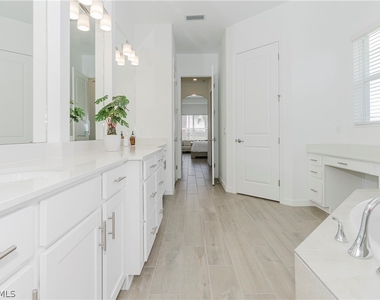 5414 Espada Court - Photo Thumbnail 13