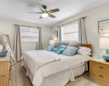 3325 Airport Road N - Photo Thumbnail 4