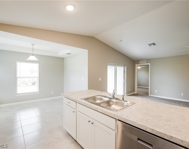 2910 57th Street W - Photo Thumbnail 5