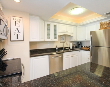 3443 Gulf Shore Boulevard N - Photo Thumbnail 20