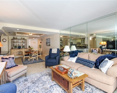 3443 Gulf Shore Boulevard N - Photo Thumbnail 9