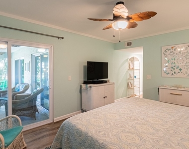 2132 Tama Circle - Photo Thumbnail 15