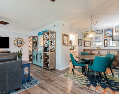 2132 Tama Circle - Photo Thumbnail 8